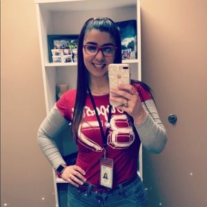 Meet your Posher, Elisa